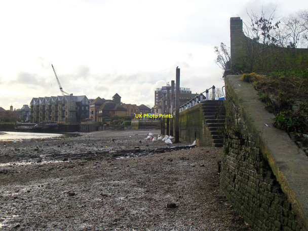Photo 6"x4" The Thames foreshore at low water, Isleworth Isleworth c2011