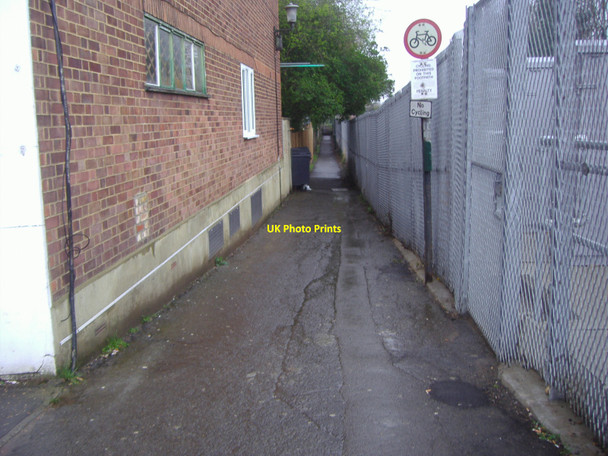 Photo 6"x4" Footpath alongside railway line, Strawberry Hill Twickenham c2008