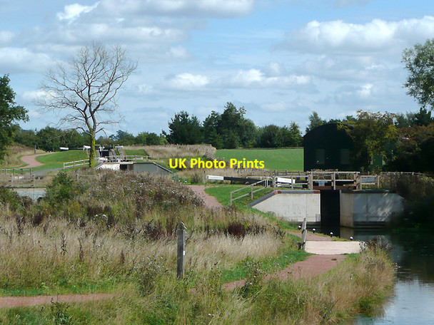 Photo 6"x4" Lock flight on the Droitwich Junction Canal west of Droitwich Droitwich c2010