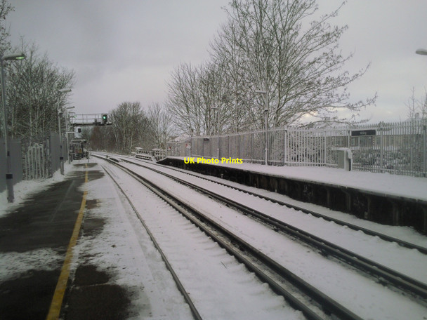 Photo 6"x4" Welling station in snow Bexley c2010