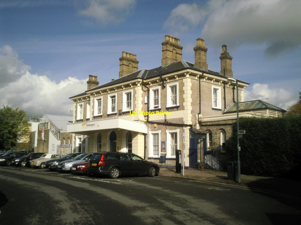 Photo 6"x4" The approach to Teddington station Teddington\/TQ1670 c2010