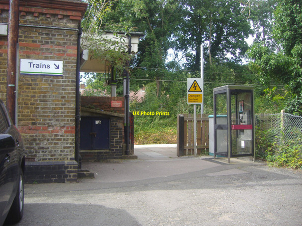 Photo 6"x4" Entrance to Bricket Wood station Bricket Wood c2009