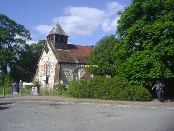 Photo 6"x4" St George's Church, Esher Esher c2010