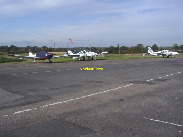 Photo 6"x4" Elstree aerodrome Elstree c2009