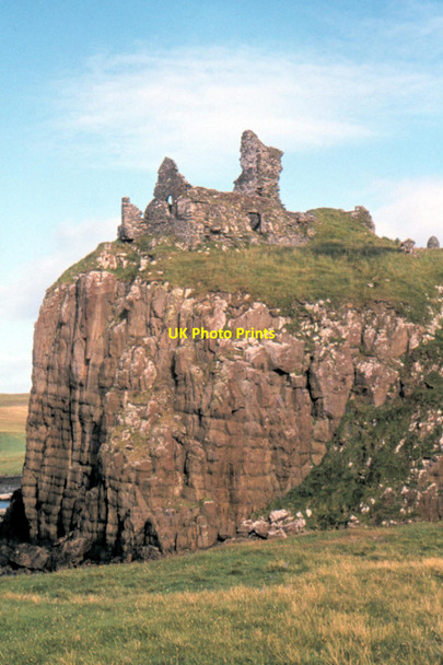 Photo 6"x4" Duntulm Castle - 1983 Duntulm c1983 P1