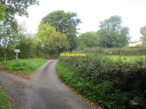 Photo 6"x4" Lane junction Near Racecourse Farm Garth\/SO2772 c2010