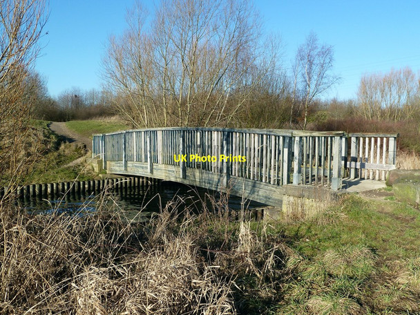 Photo 6"x4" Footbridge at Manvers Lake Bolton Upon Dearne c2011