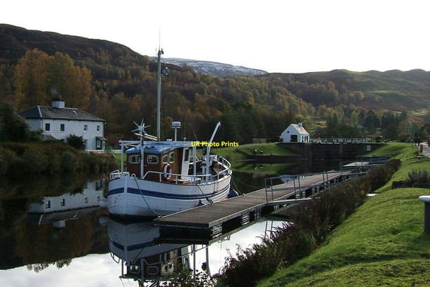 Photo 6"x4" Moorings at Cullochy Lock Aberchalder c2008