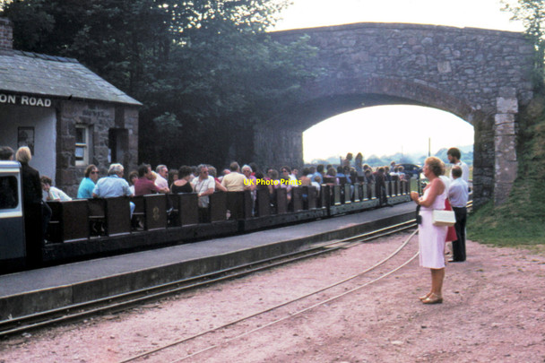 Photo 6"x4" Ravenglass & Eskdale Railway - 1983 Eskdale Green c1983 P1