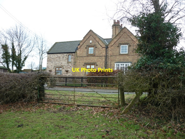 Photo 6"x4" Beesby Cottages near Beesby, Lincolnshire Wold Newton\/TF2496 c2011