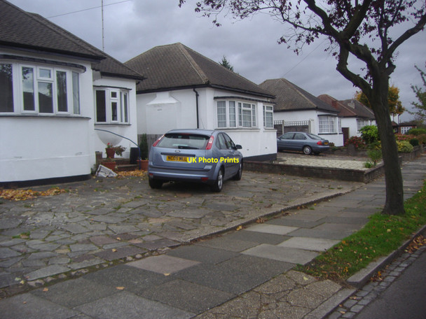 Photo 6"x4" Art deco bungalows on Donnington Road, Kenton Kenton\/TQ1788 c2008