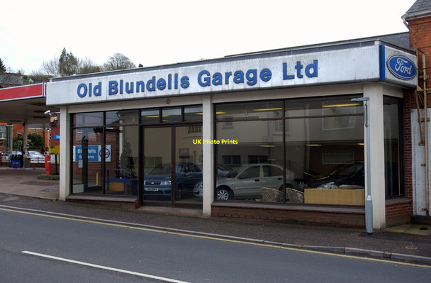 Photo 6"x4" Tiverton : Old Blundell's Garage Tiverton\/SS9512 c2006