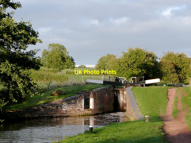 Photo 6"x4" Tardebigge Bottom Lock No 29, Worcestershire Stoke Pound c2010
