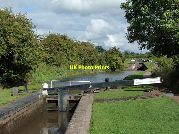 Photo 6"x4" Tardebigge Bottom Lock No 29, Worcestershire Stoke Pound c2010