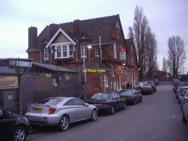 Photo 6"x4" Streatham Common station Streatham c2009
