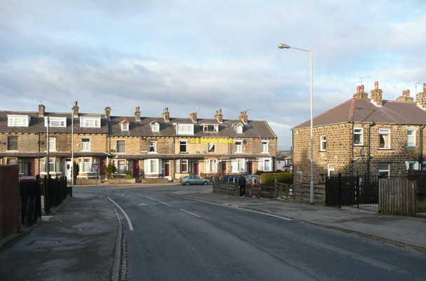Photo 6"x4" Parkside Road from Parkway Bradford\/SE1632 c2011