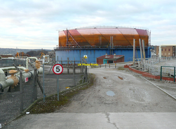 Photo 6"x4" Gasholder off Peace Street, Bowling Bradford\/SE1632 c2011