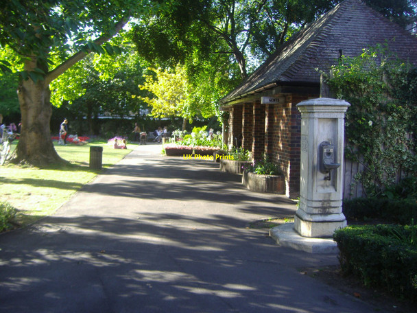 Photo 6"x4" Violet Hill Gardens, St Johns Wood Hampstead\/TQ2685 c2009