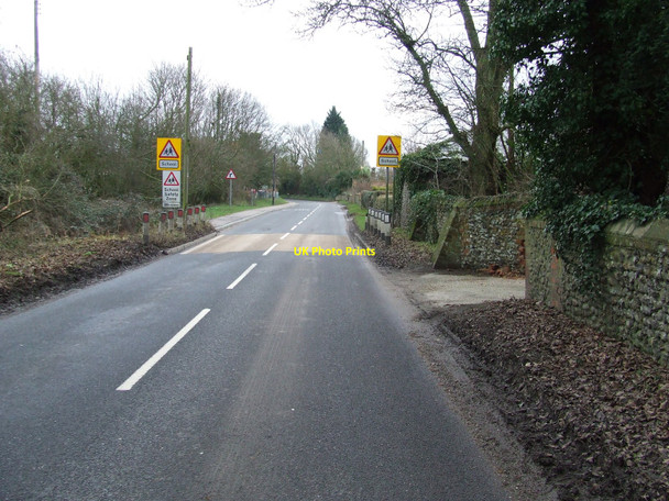 Photo 6"x4" School Safety Zone Barrow\/TL7663 c2011