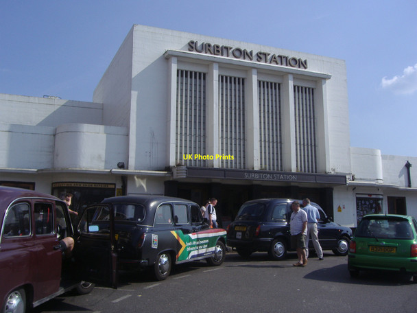 Photo 6"x4" Surbiton station Surbiton c2008