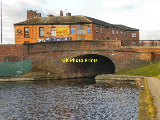 Photo 6"x4" Rochdale Canal; Bridge 78c Failsworth c2011