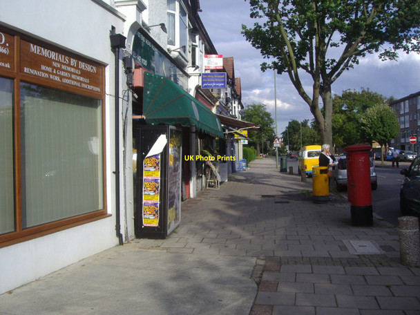 Photo 6"x4" Shops on East End Road, East Finchley Finchley c2008