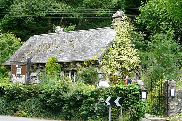 Photo 6"x4" Ty-hyll, the Ugly House Capel Curig c2009