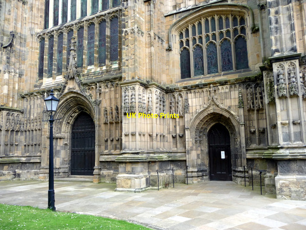 Photo 6"x4" Entrance to Bridlington Priory Bridlington c2009