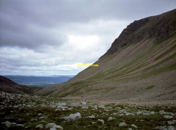 Photo 6"x4" Looking north west out of the Lairig Ghru Lairig Ghru c1994