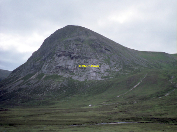 Photo 6"x4" The River Dee Clach nan Taillear (Stone) c1994