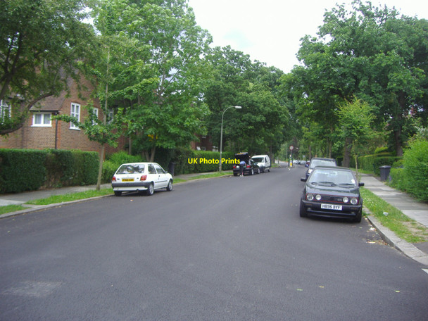 Photo 6"x4" Addison Way NW11 Finchley c2008