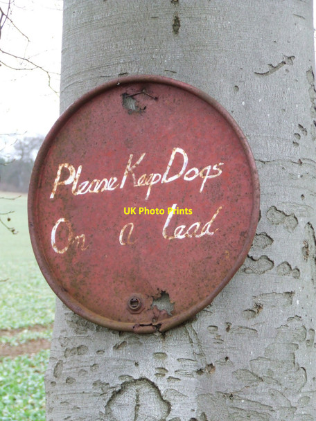 Photo 6"x4" Old Sign Dalham c2011
