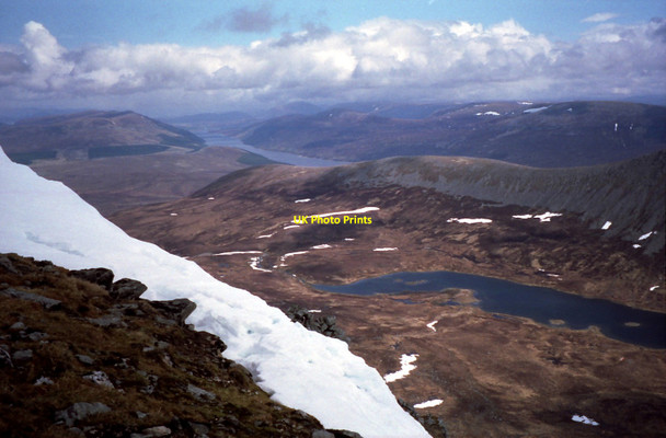 Photo 6"x4" Looking over the edge of the Ben Alder plateau Ben Alder c1994