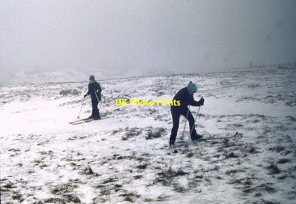 Photo 6"x4" Skiing at Glenshee Cairnwel c1975 P1