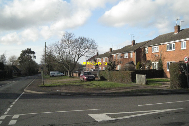 Photo 6"x4" Bus stop by Snitterfield Road, Bearley Bearley c2011