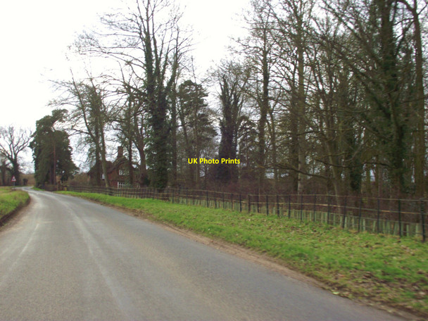 Photo 6"x4" Approaching The Entrance Bardwell c2011