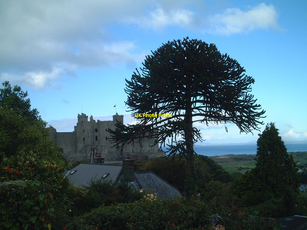 Photo 6"x4" Overlooking Harlech Castle Harlech c2009