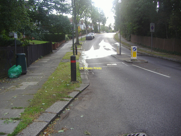Photo 6"x4" Friary Road, North Finchley Friern Barnet c2009 P1
