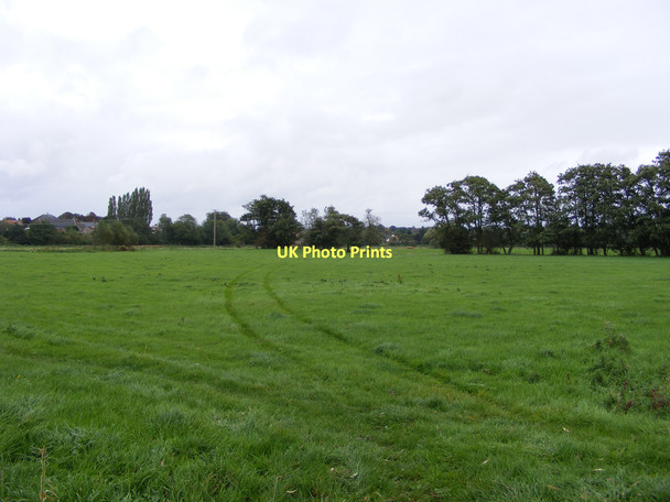 Photo 6"x4" View over the marshes towards Bungay Bungay c2010