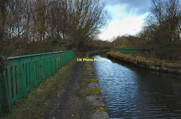 Photo 6"x4" On the aqueduct Standish\/SD5610 c2011