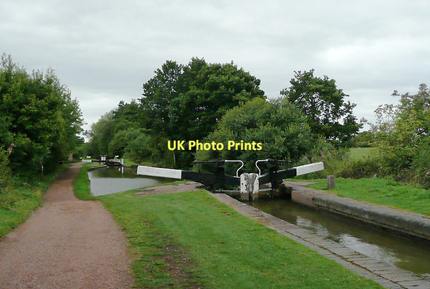 Photo 6"x4" Worcester and Birmingham Canal at Tardebigge Locks Upper Gambolds c2010
