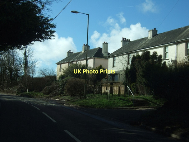 Photo 6"x4" Houses on the edge of The Mounts East Allington c2011
