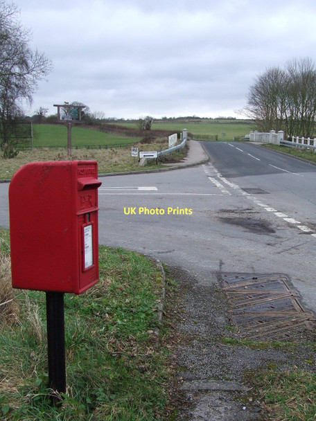 Photo 6"x4" Rural Road Scene Ash Street c2011