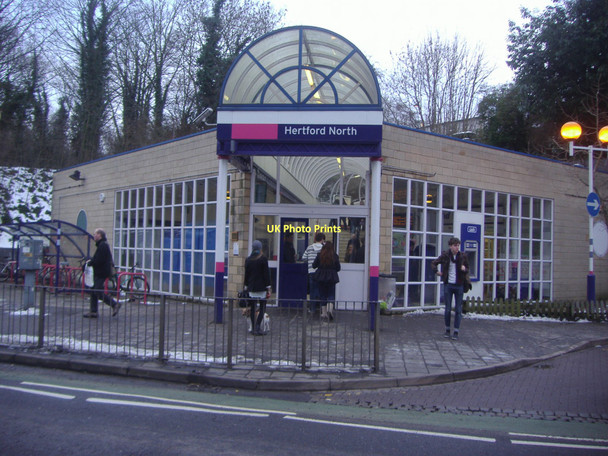 Photo 6"x4" Hertford North station Hertford c2009
