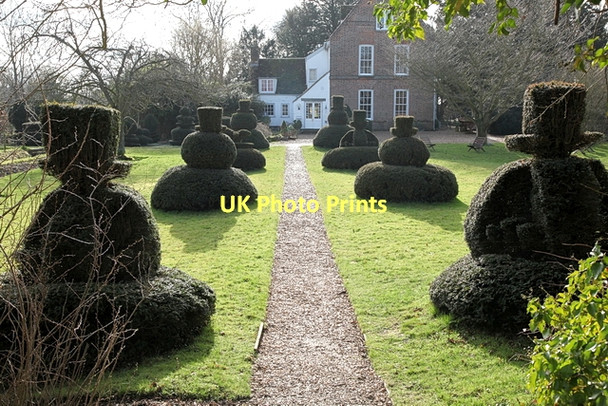 Photo 6"x4" Topiary, The Manor, Hemingford Grey St Ives\/TL3072 c2011