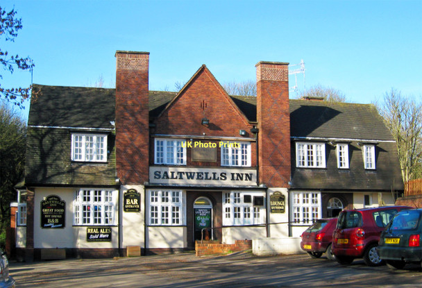 Photo 6"x4" Saltwells Inn, Nr. Quarry Bank, Brierley Hill Brierley Hill\/SO9286 c2011