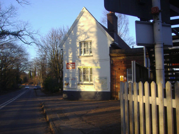 Photo 6"x4" Milford Station building Godalming c2009