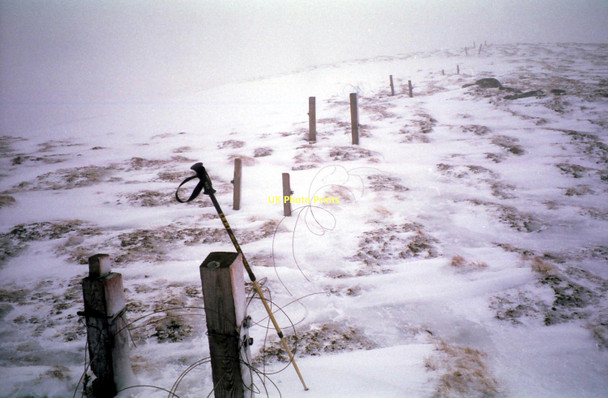 Photo 6"x4" Derelict electric fence Tyndrum\/NN3330 c1997