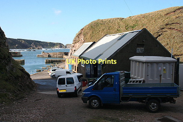 Photo 6"x4" Portknockie Harbour Portknockie c2011