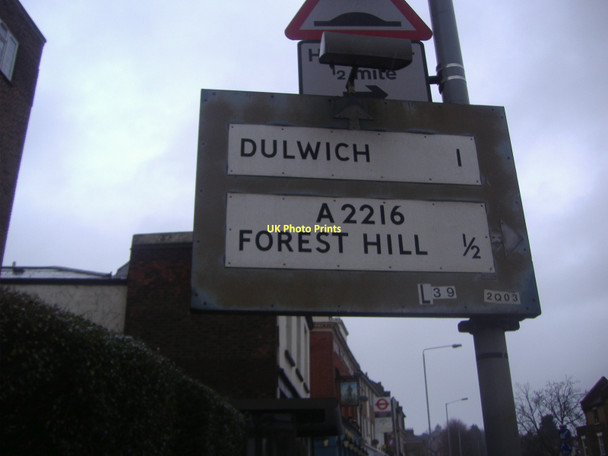 Photo 6"x4" Pre-Worboys direction sign, Kirkdale Penge c2009